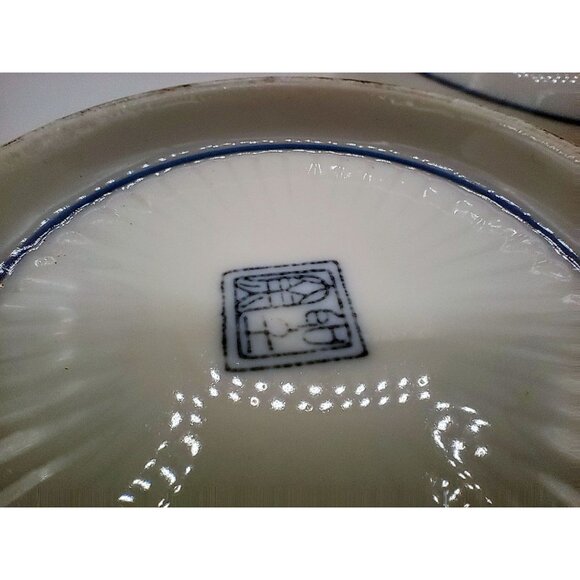 Vintage Japanese Blue White Porcelain Bowls Grapevine Scalloped Rim Set of 2 - Picture 14 of 16